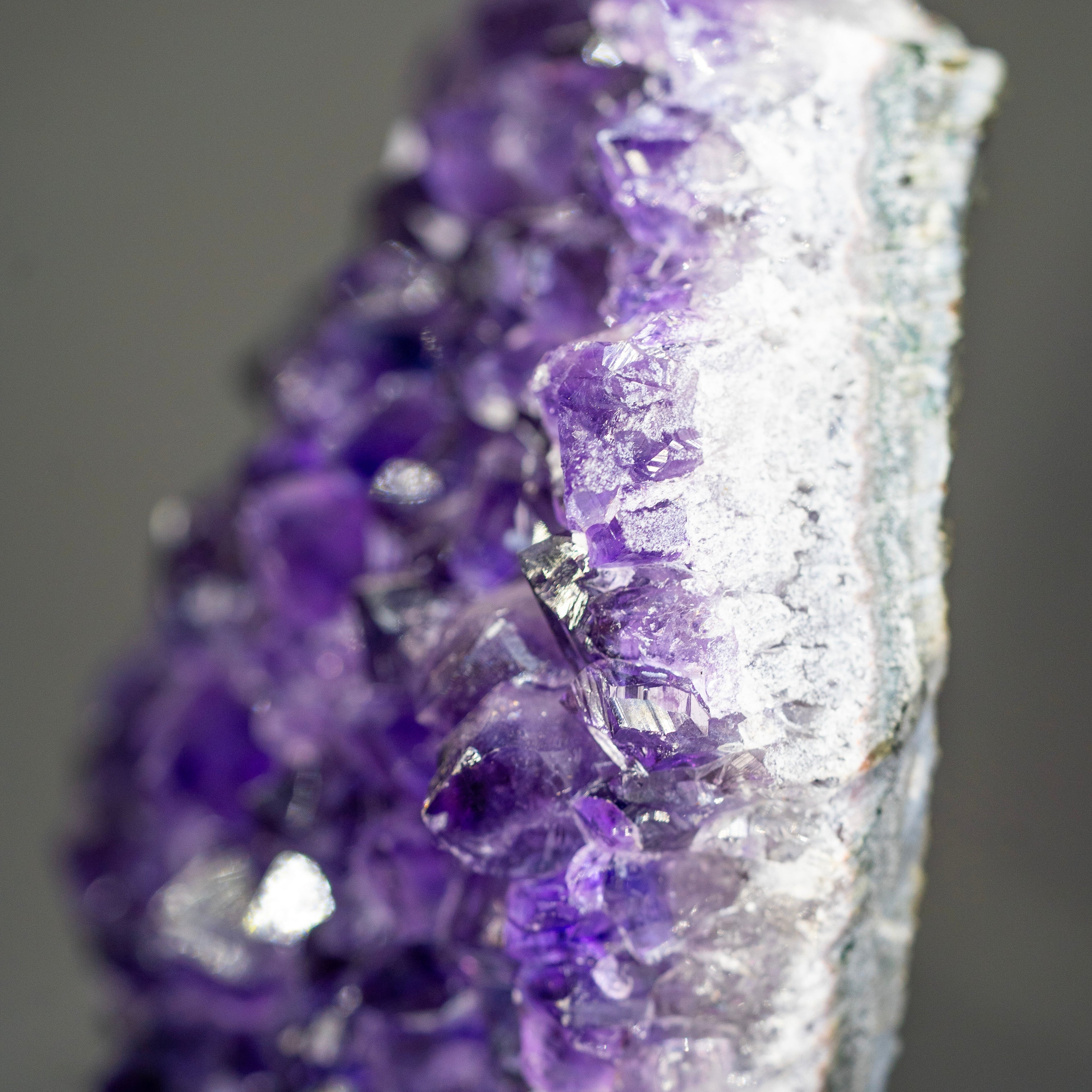 Amatista en base de metal