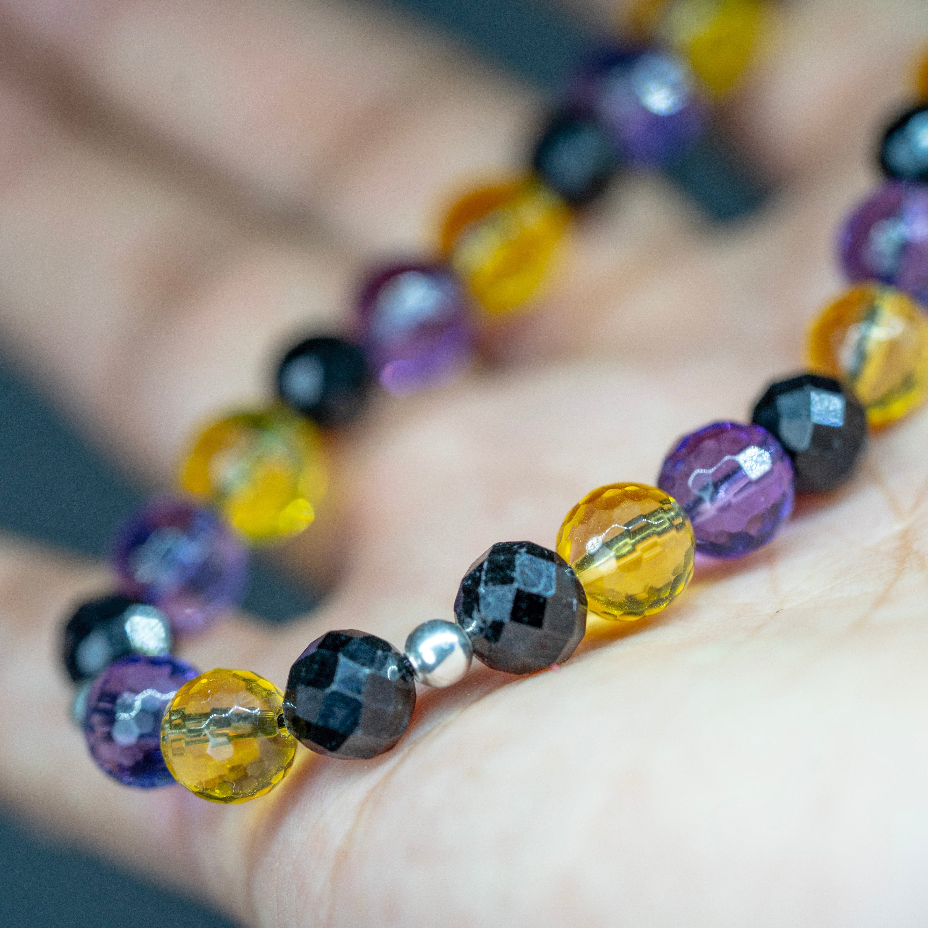 Pulsera turmalina, citrino y amatista facetado