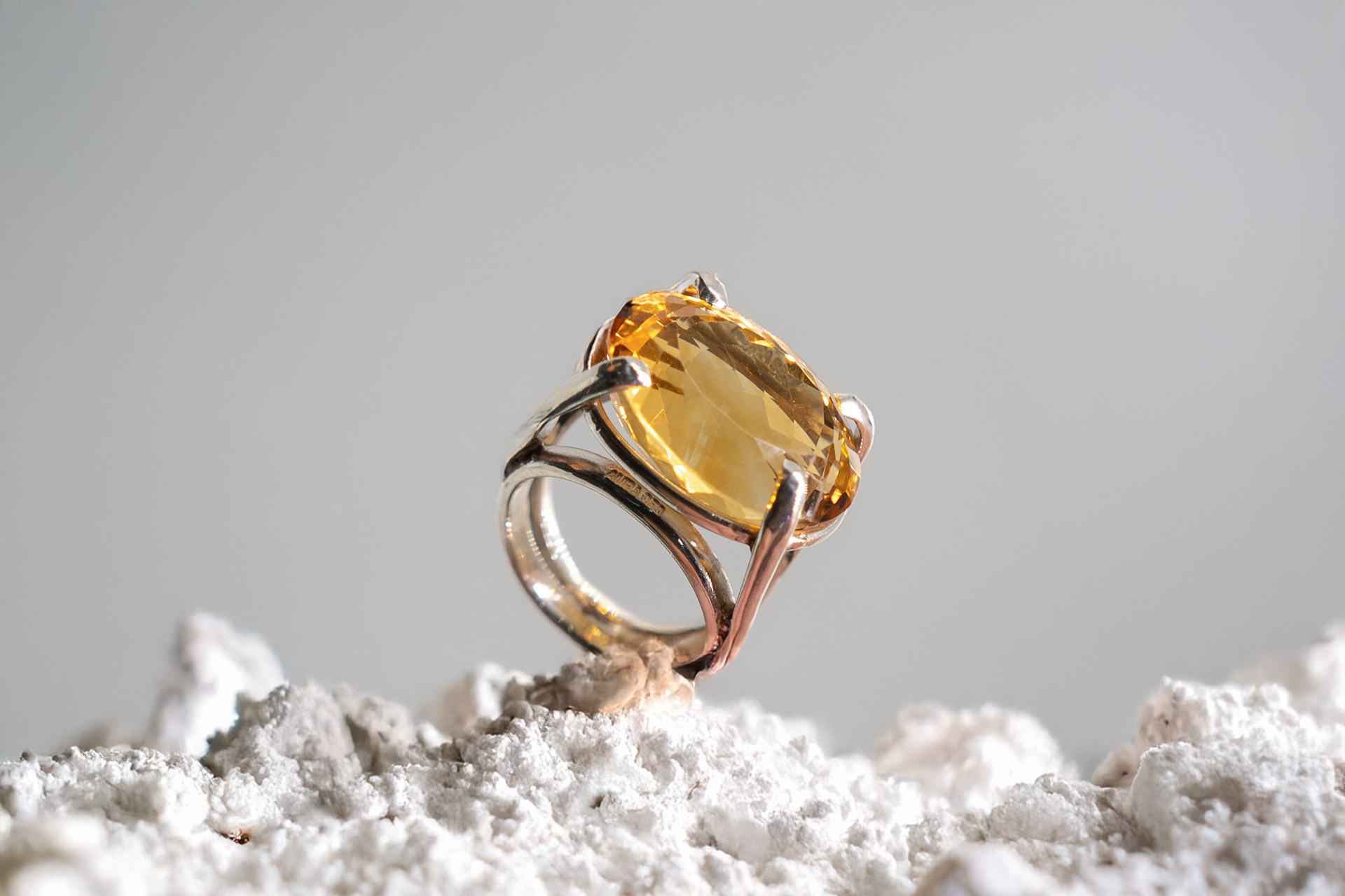 Anillo de citrino grande en plata - Imagen 3