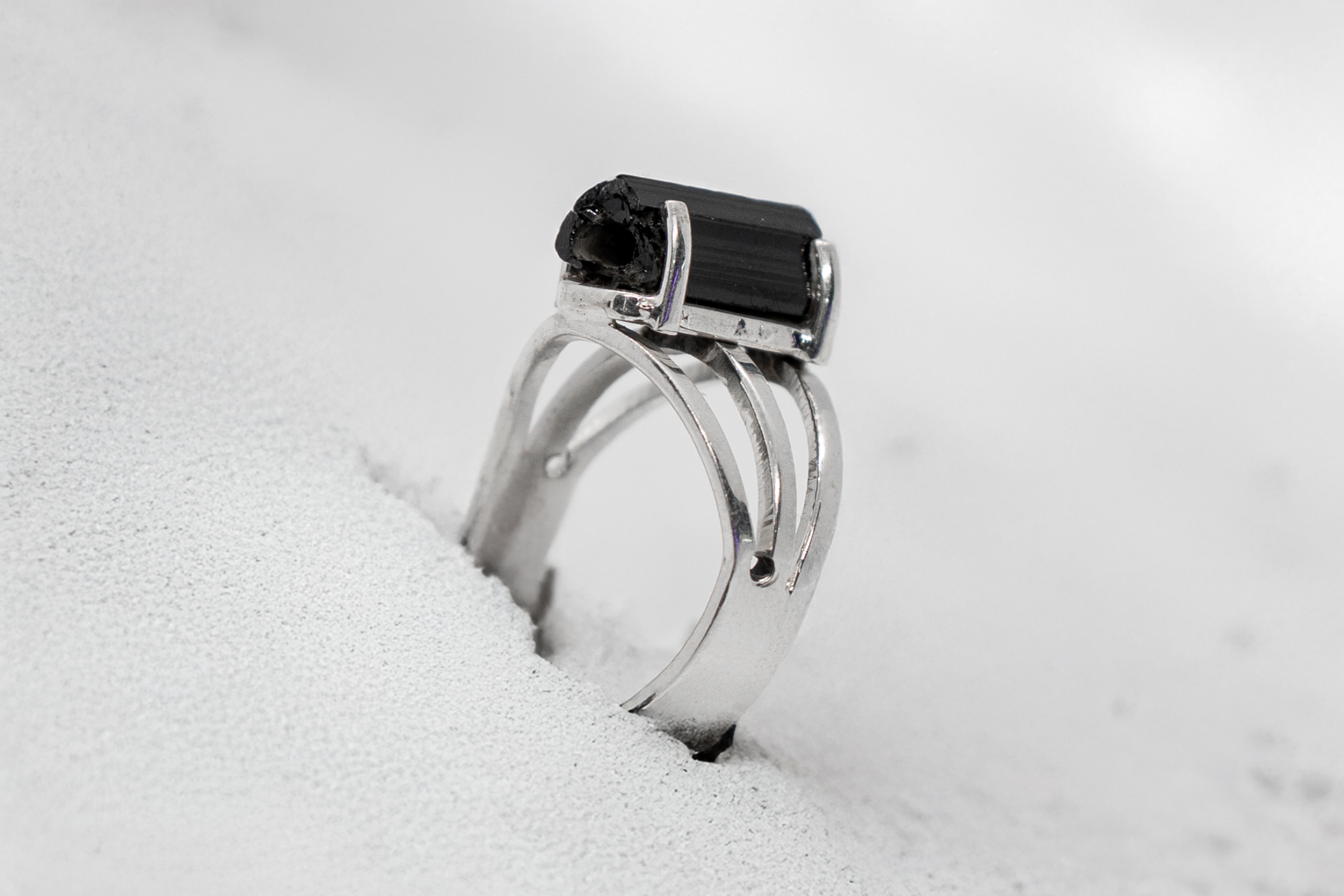 Anillo de Turmalina grande en plata - Imagen 2