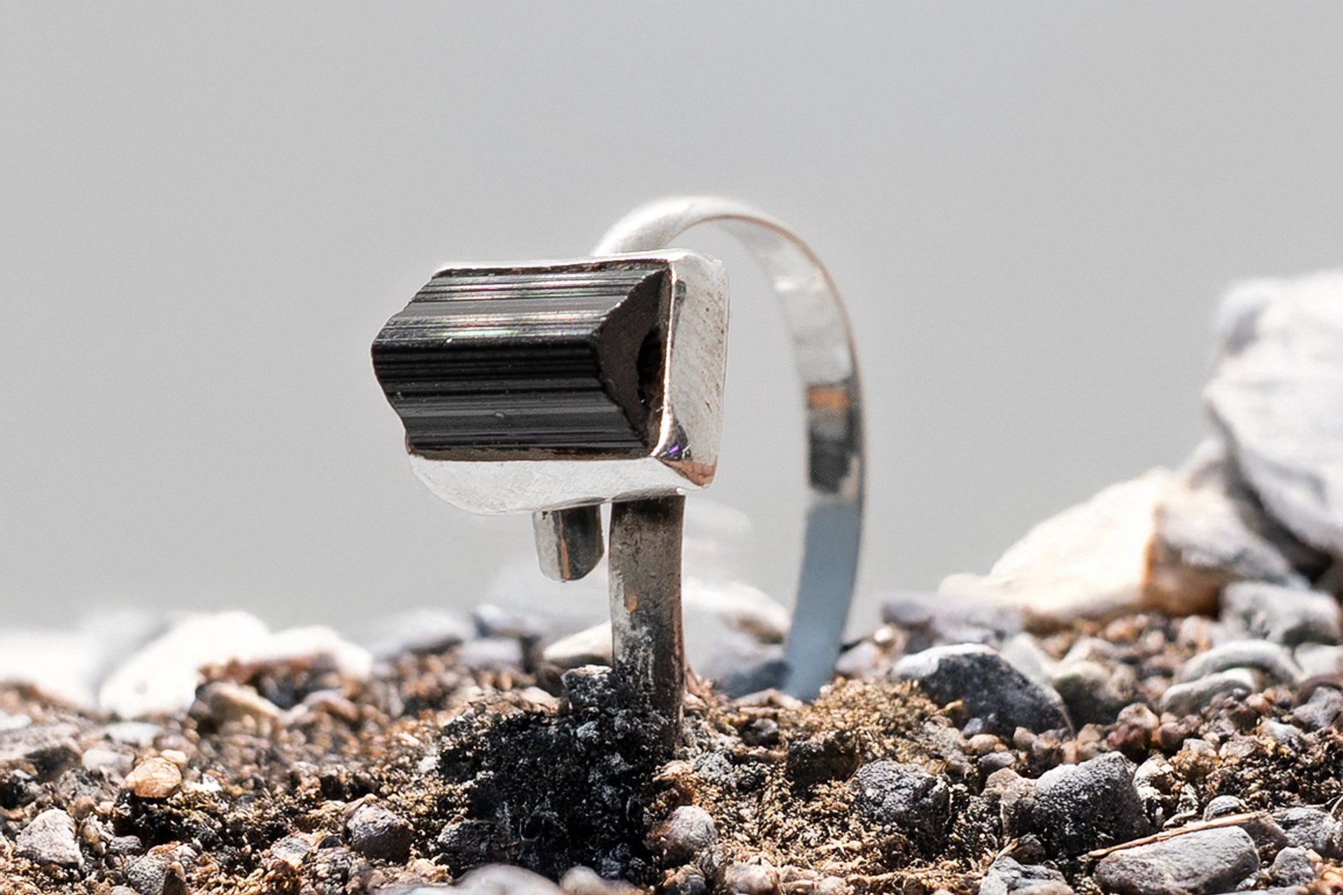 Anillo de Turmalina chico en plata