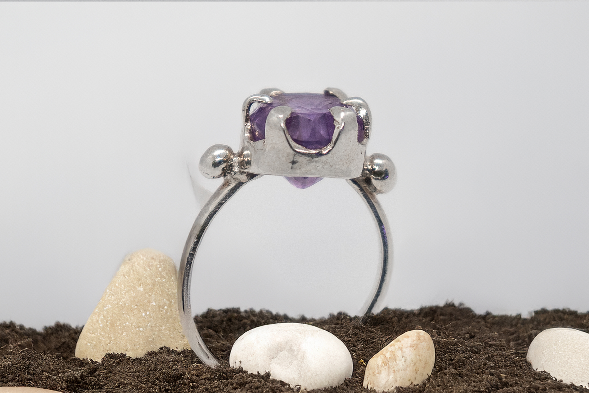 Anillo de Amatista en plata - Imagen 3