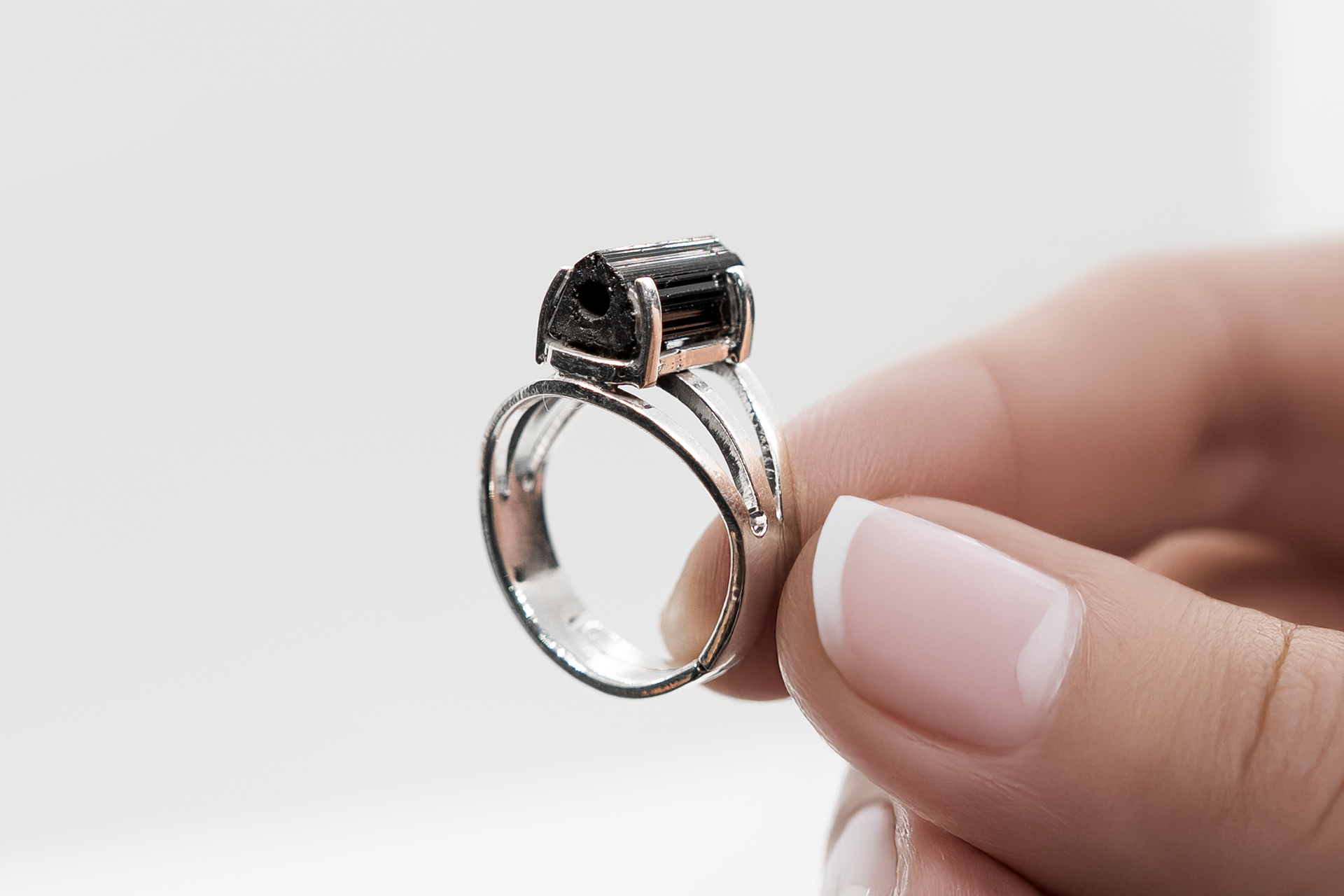 Anillo de Turmalina grande en plata - Imagen 4